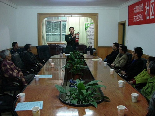 “攀西采訪”之行(19):身邊的共產(chǎn)黨員 “攀西采訪”之行(19):身邊的共產(chǎn)黨員