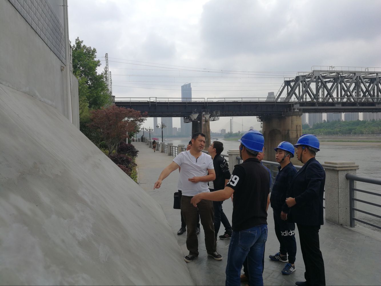 福新泵站出江工程順利通過驗(yàn)收 福新泵站出江工程順利通過驗(yàn)收