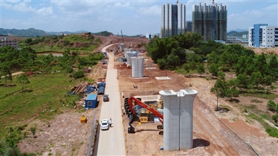 中鐵四局全力推進(jìn)贛深高鐵5標(biāo)段建設(shè) 中鐵四局全力推進(jìn)贛深高鐵5標(biāo)段建設(shè)