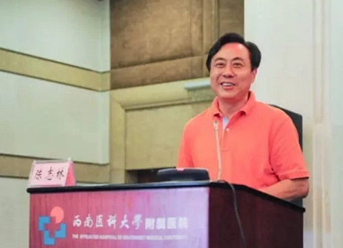 人生宛若苦旅 命運尚需搏擊