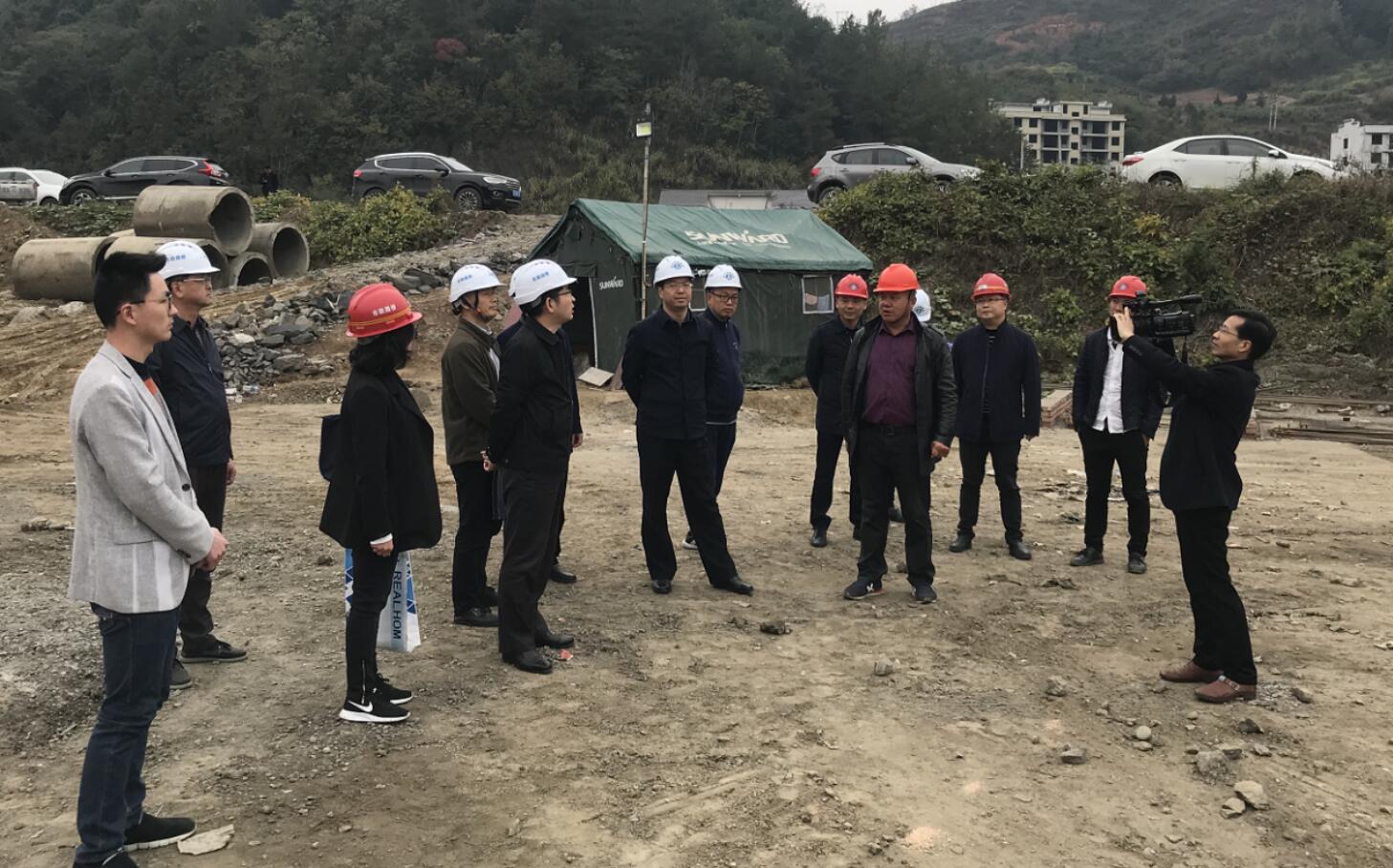 湖北省住建廳督查組蒞臨竹山縣鄉(xiāng)鎮(zhèn)生活污水治理項(xiàng)目督查工作 湖北省住建廳督查組蒞臨竹山縣鄉(xiāng)鎮(zhèn)生活污水治理項(xiàng)目督查工作