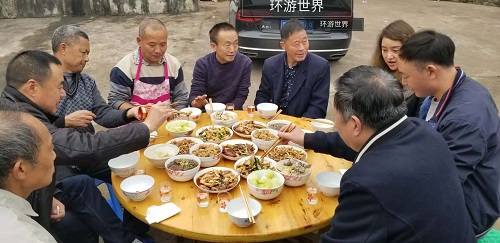班長家的“刨湯” 班長家的“刨湯”