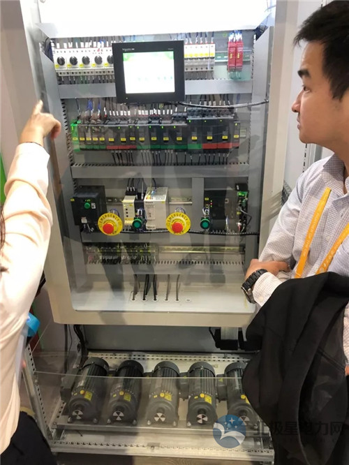 进博会上的能源“重器”｜GE、ABB、施耐德、东芝、三菱、日立、卡特彼勒......