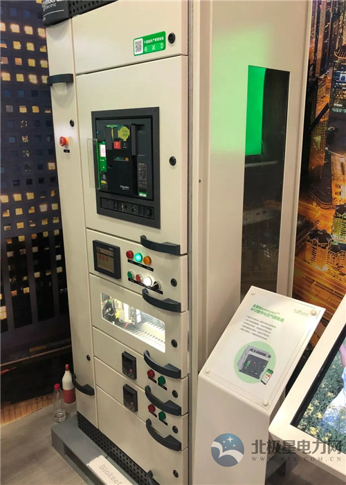 进博会上的能源“重器”｜GE、ABB、施耐德、东芝、三菱、日立、卡特彼勒......