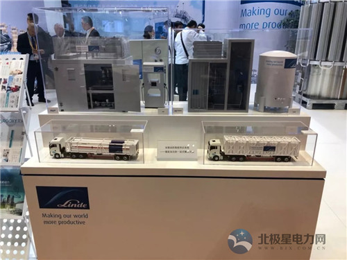进博会上的能源“重器”｜GE、ABB、施耐德、东芝、三菱、日立、卡特彼勒......