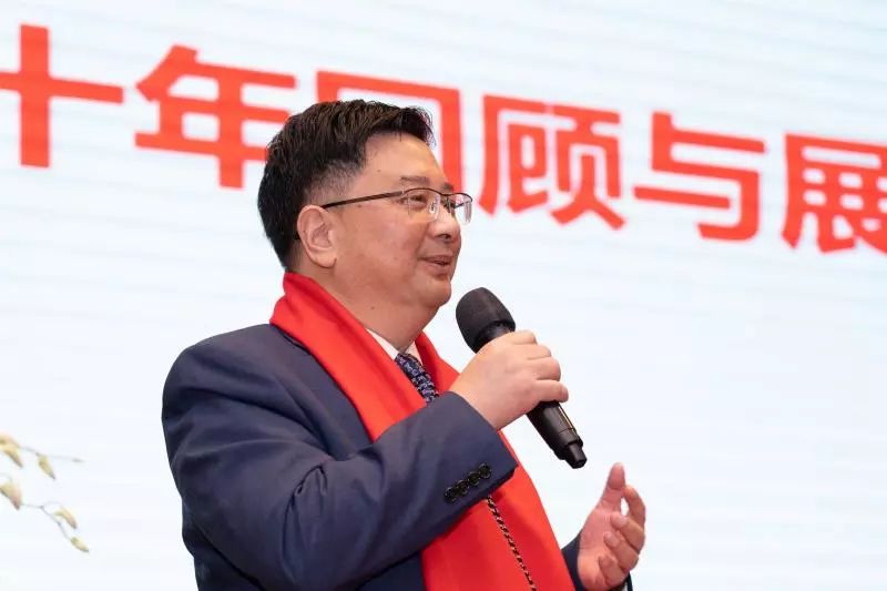 十年創(chuàng)新,同舟共濟(jì)——新濟(jì)藥業(yè)十周年慶 十年創(chuàng)新,同舟共濟(jì)——新濟(jì)藥業(yè)十周年慶