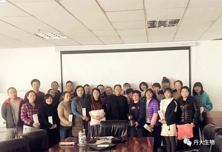 比出风采 共同进取