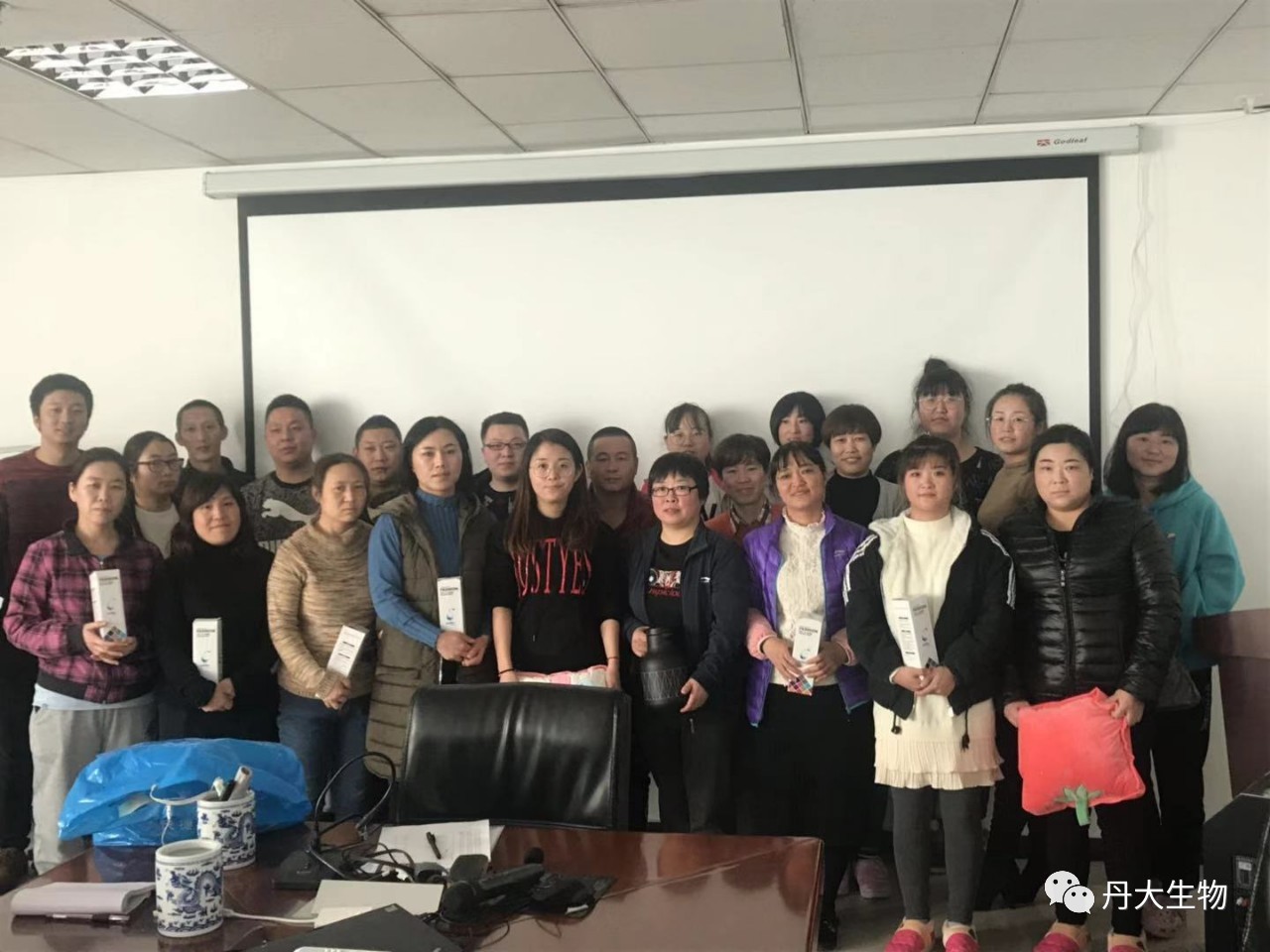 比出风采 共同进取