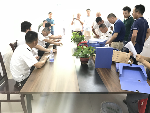 公安縣應(yīng)急管理局、交通運(yùn)輸局組成聯(lián)合檢查組對(duì)本項(xiàng)目進(jìn)行中秋節(jié)前安全生產(chǎn)大檢查 公安縣應(yīng)急管理局、交通運(yùn)輸局組成聯(lián)合檢查組對(duì)本項(xiàng)目進(jìn)行中秋節(jié)前安全生產(chǎn)大檢查