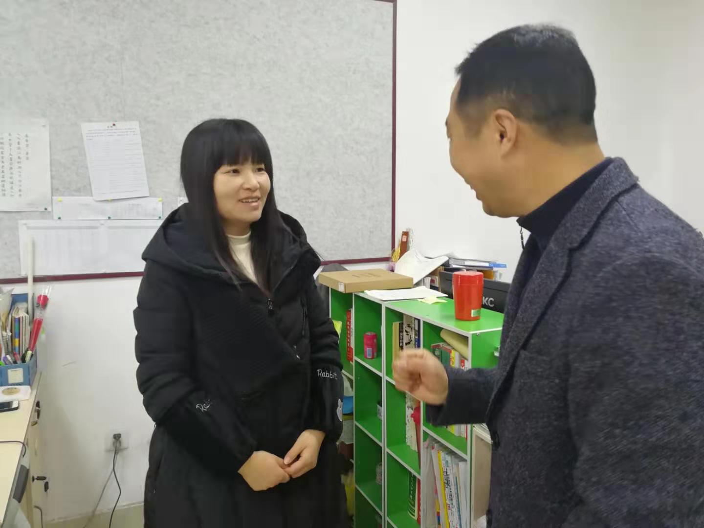 讲政治、有信念，讲规矩、有纪律， 讲道德、有品行，讲奉献、有作为