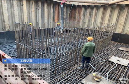 公安項目四工區(qū)首個水中主墩承臺澆筑完成 公安項目四工區(qū)首個水中主墩承臺澆筑完成