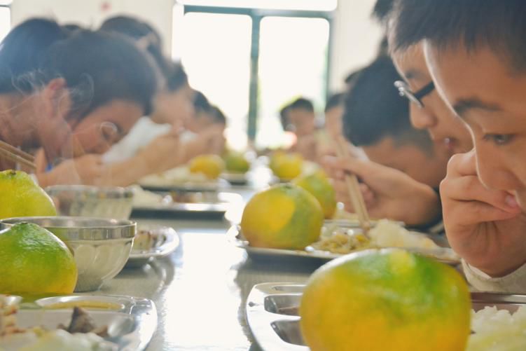 沸腾了，成都王府！学生与哈佛、剑桥外教一起学习，教学成果领先全区！