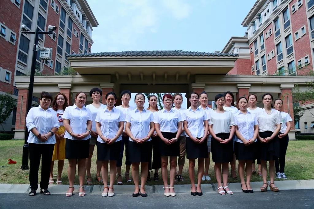 沸腾了，成都王府！学生与哈佛、剑桥外教一起学习，教学成果领先全区！