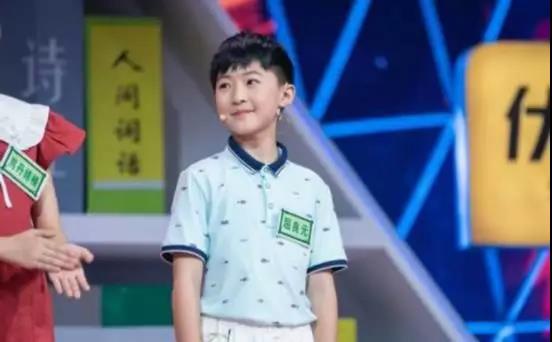 “国学小子”屈良元，火遍各大电视台，成都王府外国语学校在校生