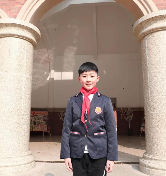 “国学小子”屈良元，火遍各大电视台，成都王府外国语学校在校生