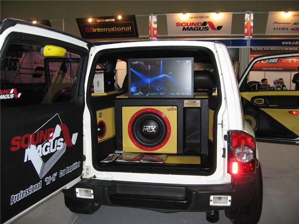 韩国代理X3200改装车