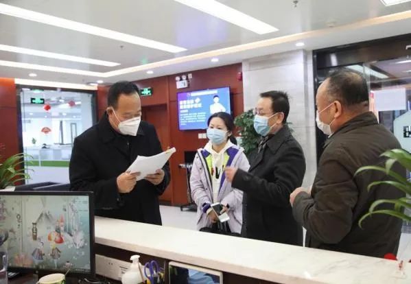 市财政局副巡视员杨顺民一行督导检查西投保疫情防控和复工复产工作
