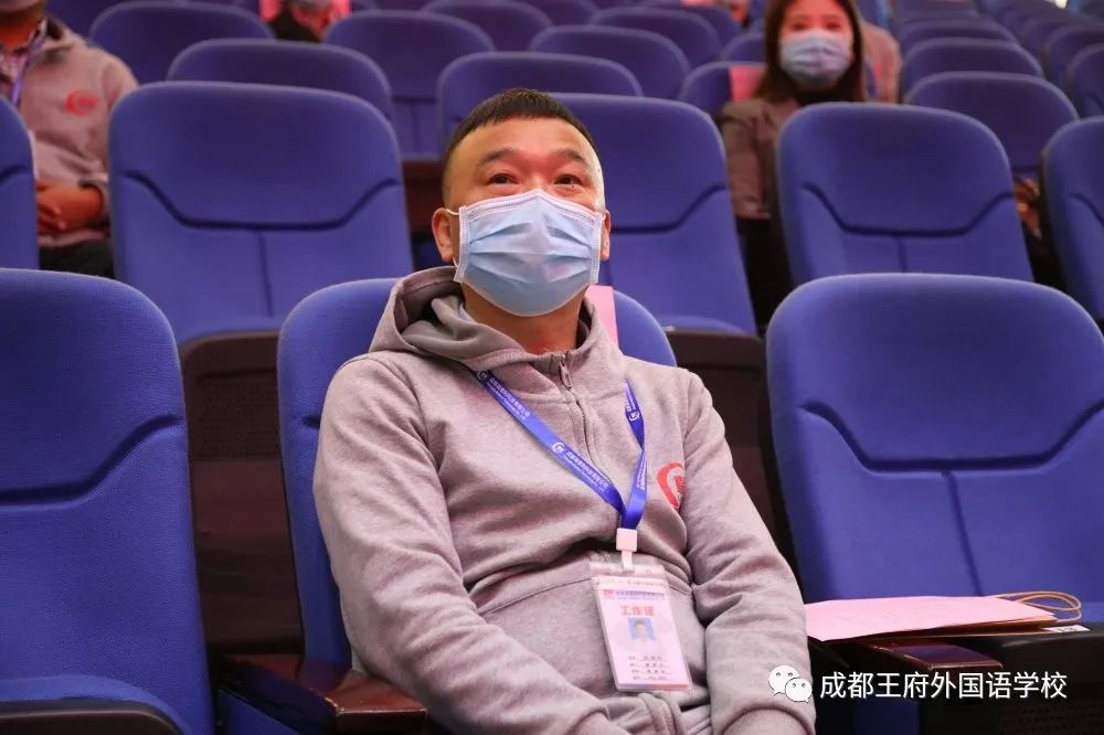 成都瑞德利科技有限公司向成都王府外国语学校捐赠防疫物资