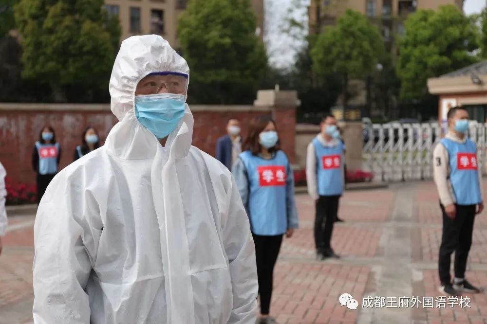 党员示范|不忘初心担使命，助力抗疫显真情