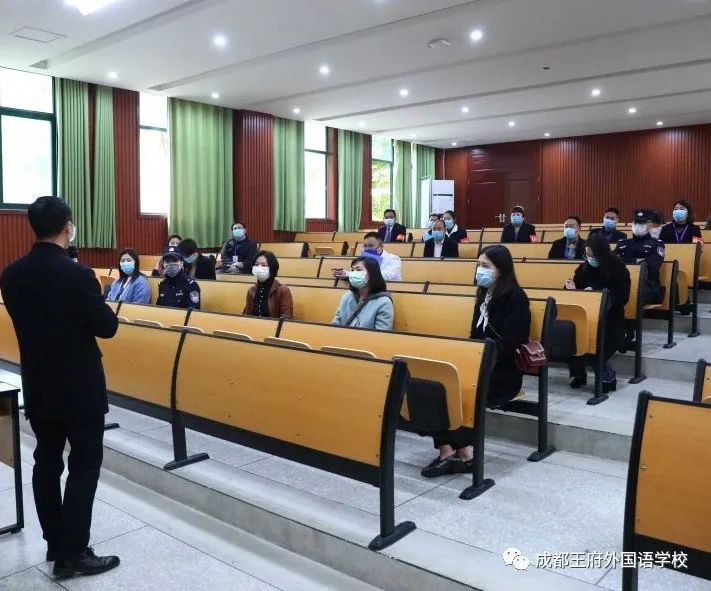 春暖花开 情满校园|成都王府外国语学校初三年级有序开学
