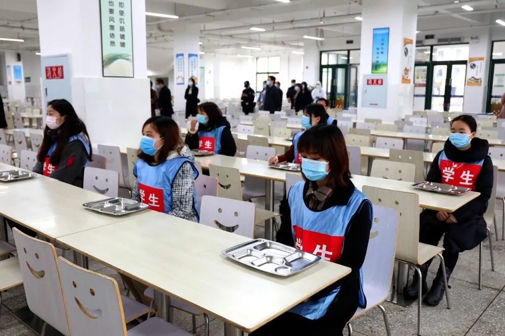成都王府外国语学校关于复学工作致家长的一封信