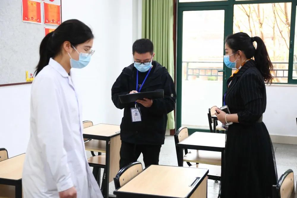 成都王府外国语学校关于复学工作致家长的一封信