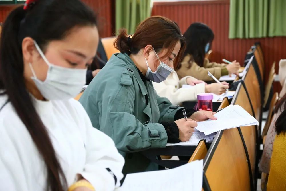 成都王府外国语学校关于复学工作致家长的一封信