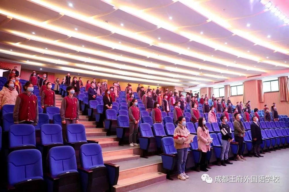 春雨如期 伴你归来|成都王府外国语学校初二年级顺利返校