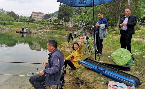 相聚釣魚城 垂釣升鐘湖 相聚釣魚城 垂釣升鐘湖