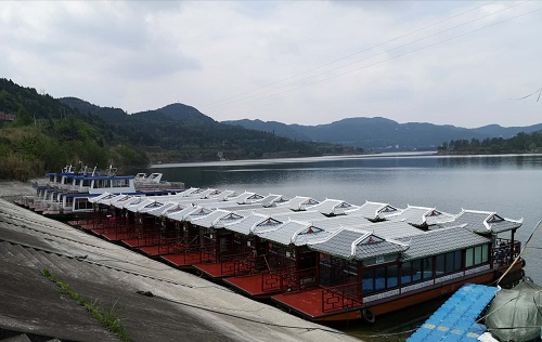 相聚釣魚城 垂釣升鐘湖 相聚釣魚城 垂釣升鐘湖