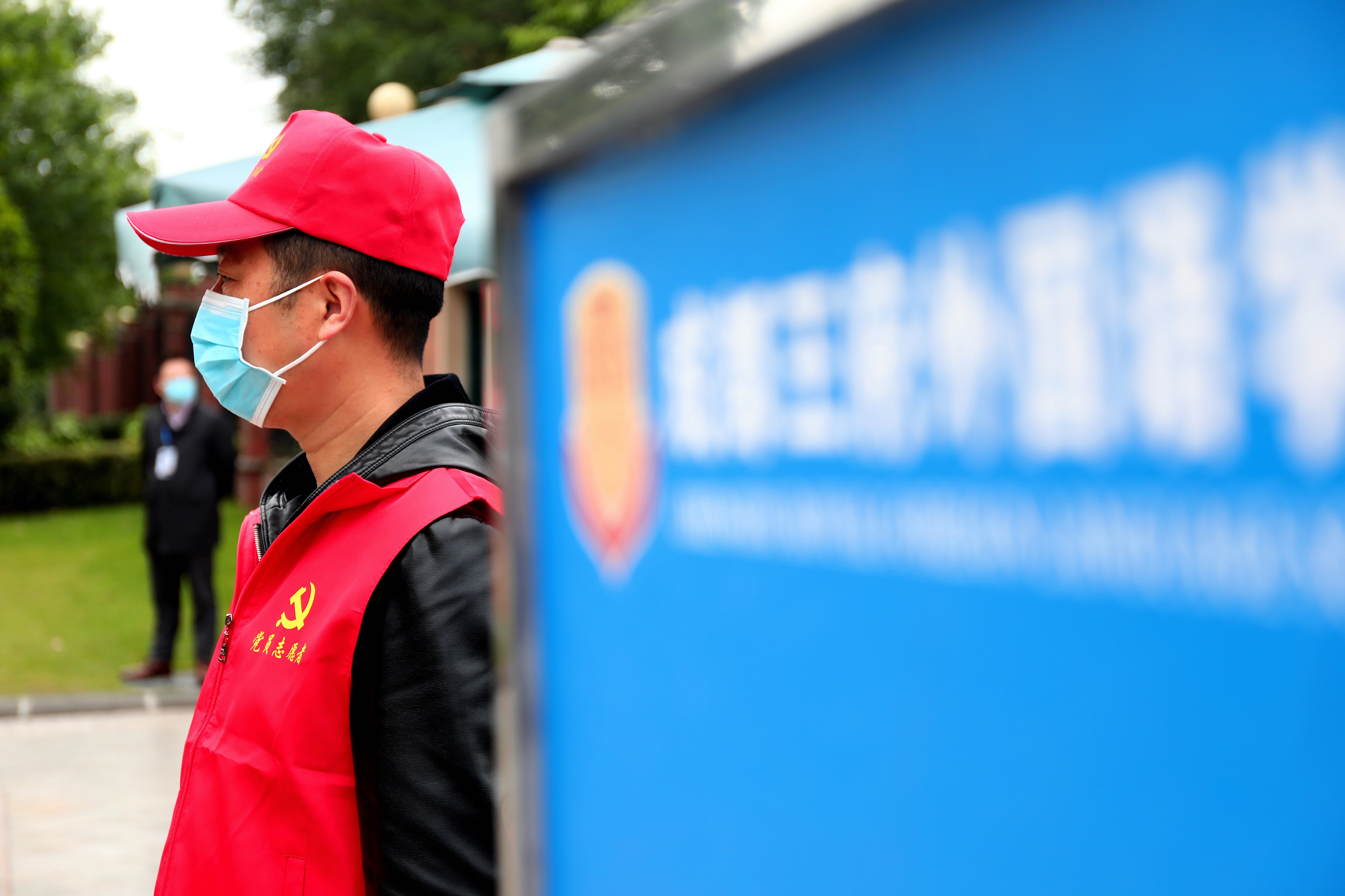 有一种红叫“党员红”