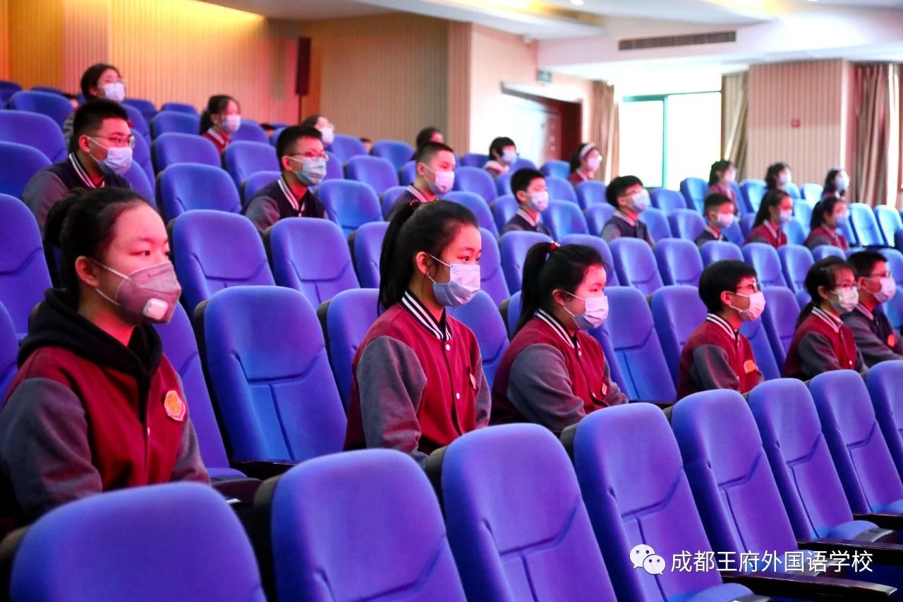 四月芬芳 生机盎然|成都王府外国语学校初中部全体师生回归校园 四月芬芳 生机盎然|成都王府外国语学校初中部全体师生回归校园