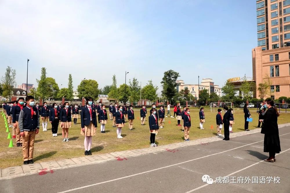 王府宝贝回家啦|小学部五六年级顺利返校