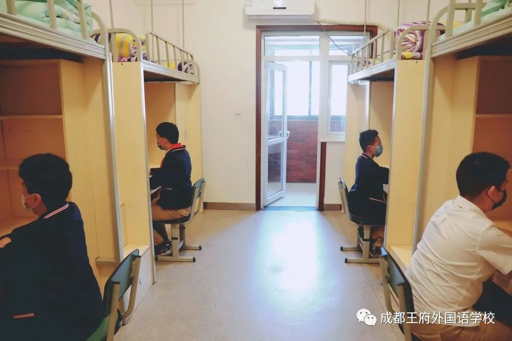 繁花似锦 等你归来|成都王府有序开展一至四年级学生返校准备工作