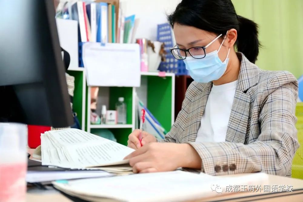 线上线下学习衔接，成都王府外国语初中部这样做