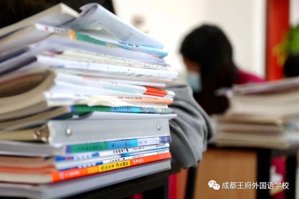 线上线下学习衔接，成都王府外国语初中部这样做