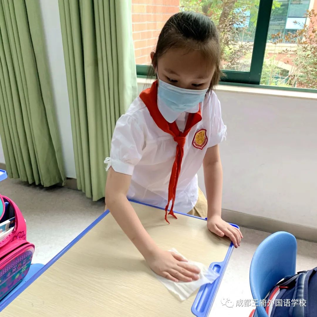 阳光明媚 未来可期|成都王府一至四年级学生开学啦