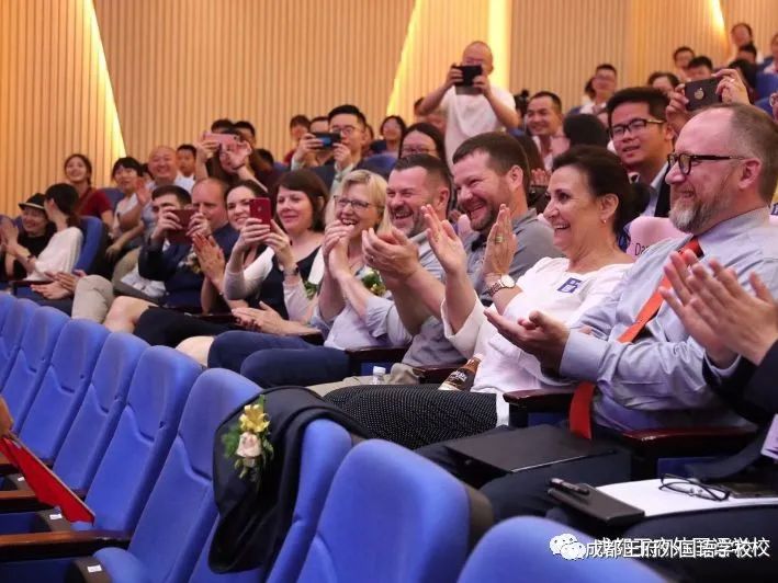 寻找最合适的你|2020成都王府外国语学校诚聘英才