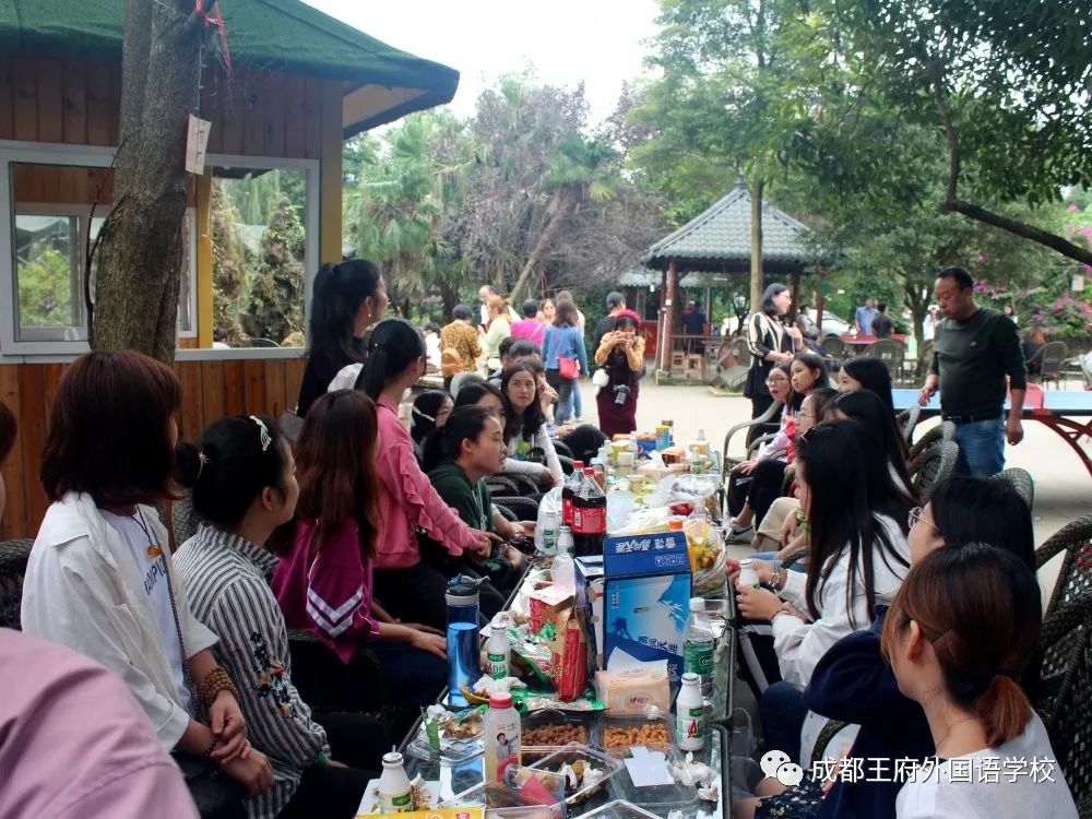 寻找最合适的你|2020成都王府外国语学校诚聘英才