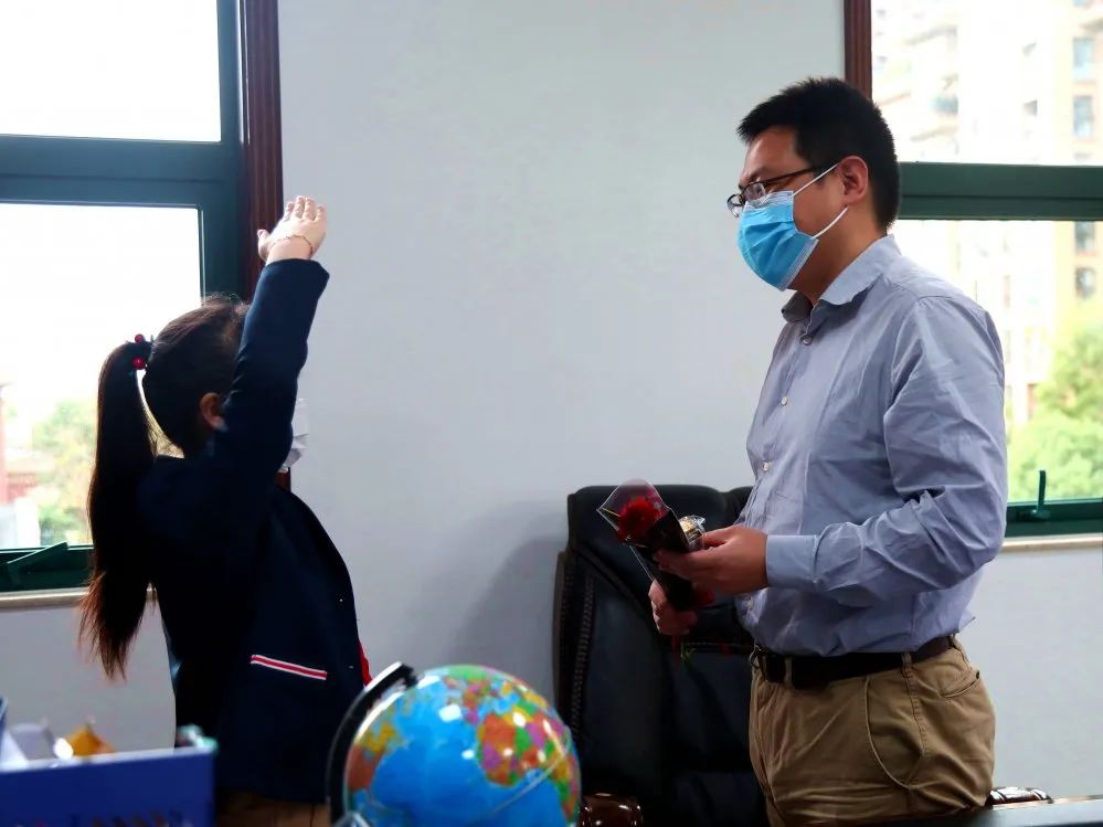 复课后的线上线下学习衔接，成都王府小学部这样做