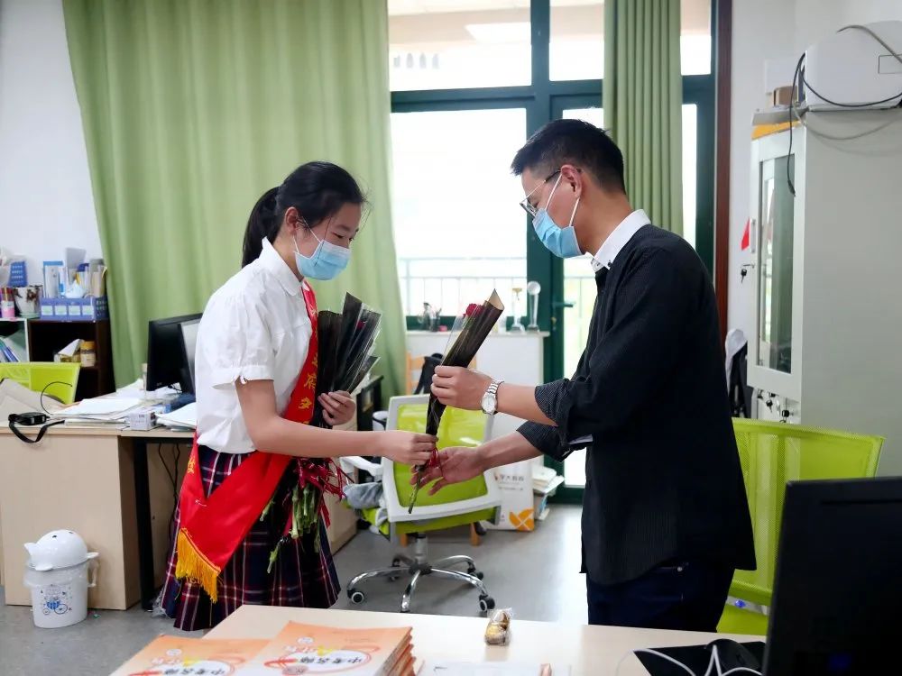 复课后的线上线下学习衔接，成都王府小学部这样做