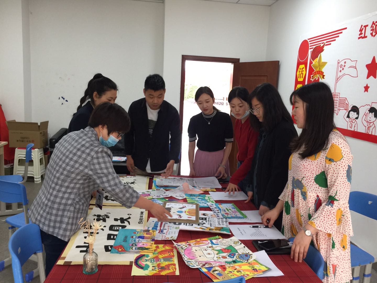 “王府小画笔，共同抗疫情”评选与颁奖