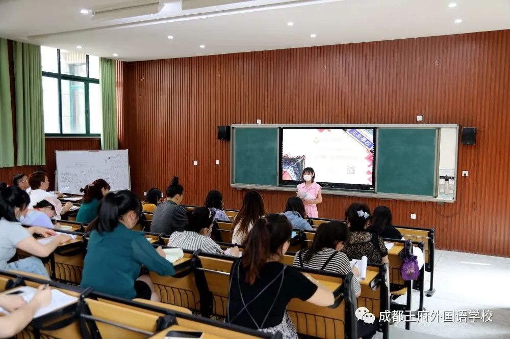 成都王府学生公寓，孩子另一个温馨的家