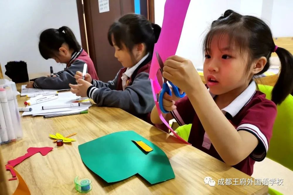 成都王府学生公寓，孩子另一个温馨的家