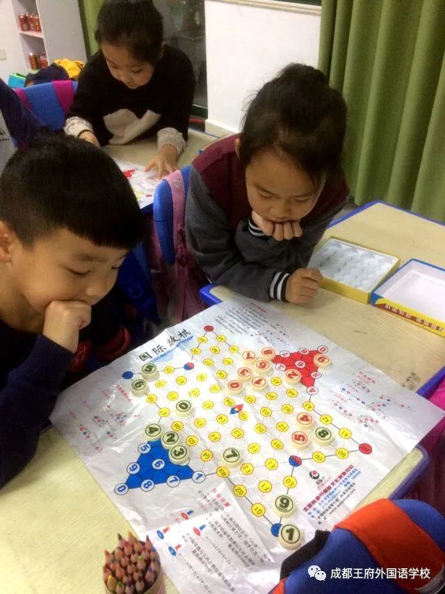 看成都王府小学部如何“玩转”数学