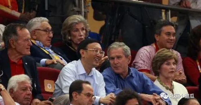 从电表厂小工到中国外交部长!世界惊呼:这中国人,飒! 从电表厂小工到中国外交部长!世界惊呼:这中国人,飒!