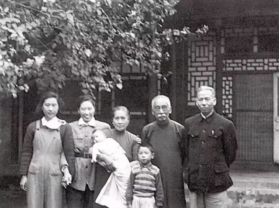 刘平平:刘少奇第三女,留学美国获得博士学位,昏迷12年后去世 刘平平:刘少奇第三女,留学美国获得博士学位,昏迷12年后去世