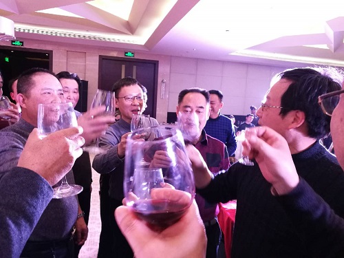 成功,从喝酒开始! 成功,从喝酒开始!