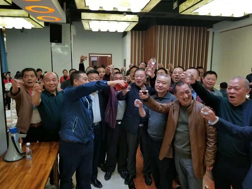 成功,从喝酒开始! 成功,从喝酒开始!