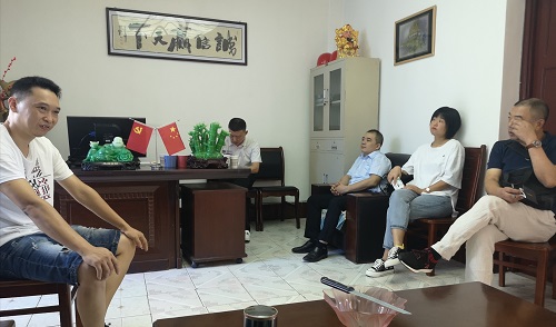 公司领导检查指导成都第四分公司工作 公司领导检查指导成都第四分公司工作